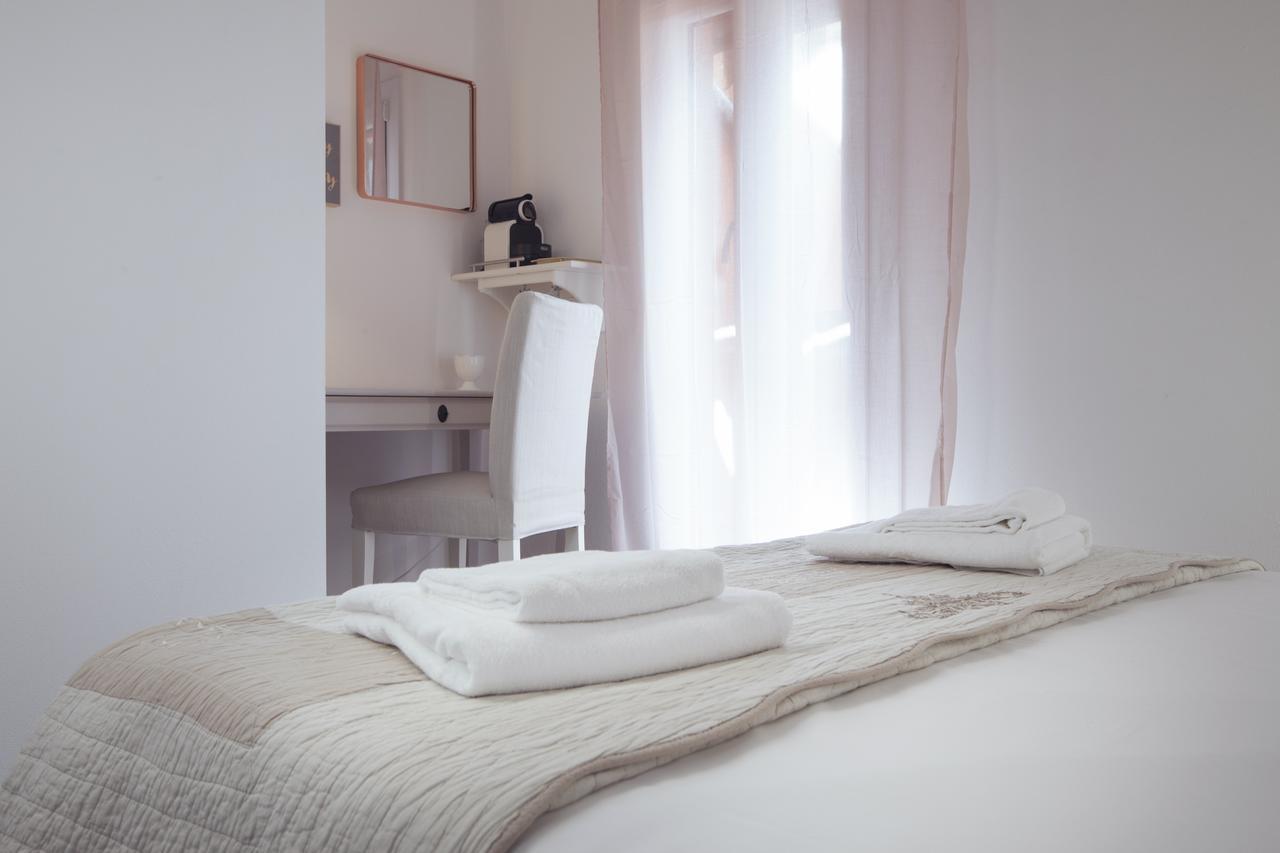 Bed In Bo Porta San Mamolo Hotel Bologna Eksteriør billede